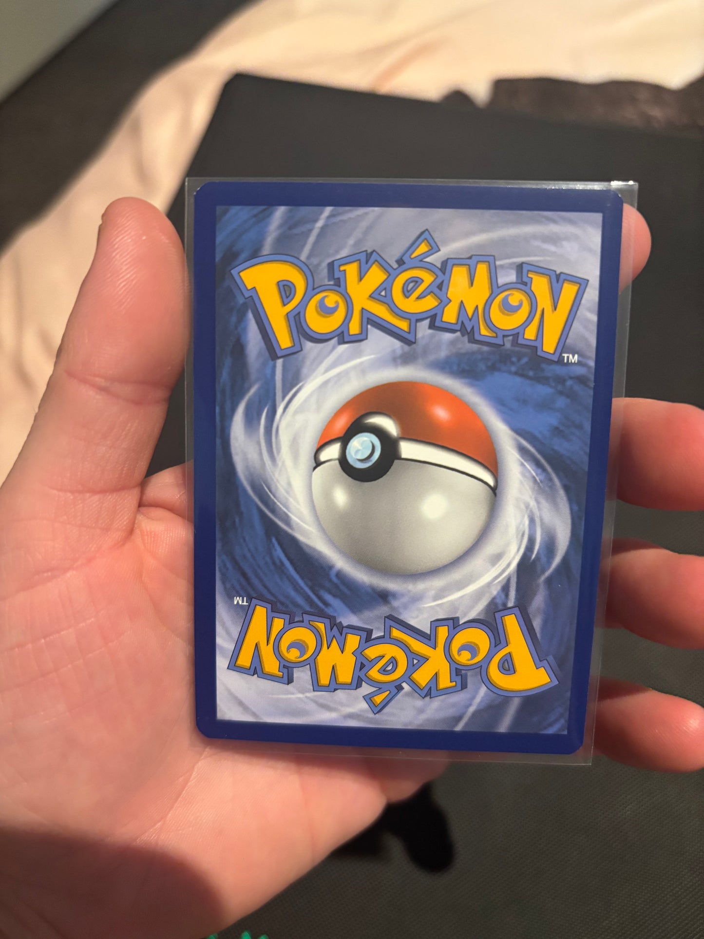 Umbreon V #189 Pokemon Evolving Skies - Backtotheculturecollectables